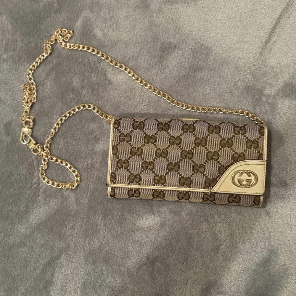Authentic Gucci Beige GG Canvas Bifold Wallet with Leather Trim & Gold Logo